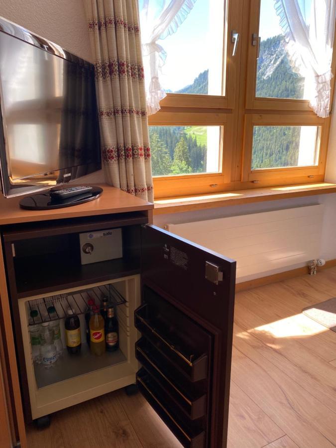 Gasthaus Edelweiss Langwies Zewnętrze zdjęcie